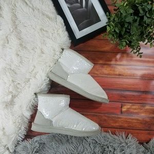 Victoria's secret PINK white sequin short boots